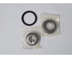 Front wheel bearings and seal Front wheel bearings and seal