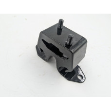 Gearbox mount (Arrow)