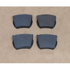 Front brake pads (early)