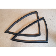 Hard-top quarter-light seals (pair)