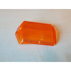 Front indicator lens (amber)